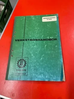 Tradera Volvo BM sködetröska S1000 verstadshandbok^ Jordbruksmaskiner