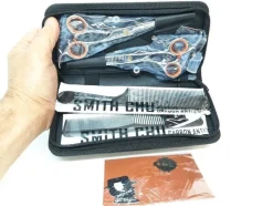 Tradera Övriga Skönhetsprodukter<Väska med Frisörset från Smith Chu (Frisör set sax kam m.m klippa frisörsax)