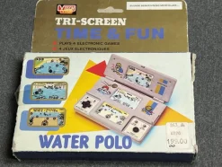 Tradera Retro Tv-spel & Pocketspel<VTech Tri-Screen Time & Fun Water Polo Boxad