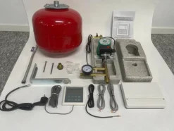 Tradera Workstation/ cirkulationspump med expansionskärl TK-SC8> Solenergi