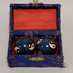 Tradera Yoga<2x Iron Ball Direction i medföljande ask - Yin Yang - Kinesisk Hälsokulor m ljud