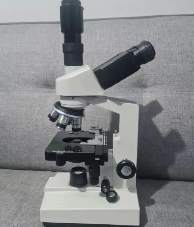 Tradera 40-5000X trinokulärt sammansatt mikroskop med belysning och externt gränssnitt^ Mikroskop