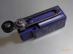 Tradera XCKN2145P20 - telemecanique -Gränsläges/begränsningsbrytare> Elinstallation