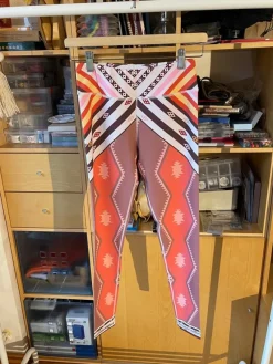Tradera Yoga<Yoga pants multicolored (coral, brown, pink, white) leggings, size M