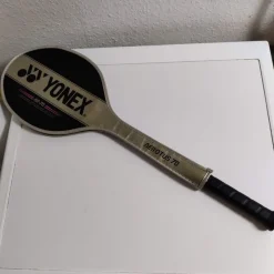 Tradera Badminton<YONEX Ar-70 Badminton Racket m original fodral Aerotus70