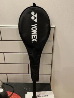 Tradera Badminton<Yonex Isometric Beta 1 Badminton Racket