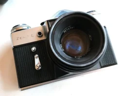 Tradera Zenit E - 35mm analog film kamera made in USSR^ Fotokameror