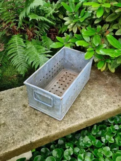 Tradera Krukor & Odlingssystem<zinklåda blomsterlåda zink kruka vintage trädgård